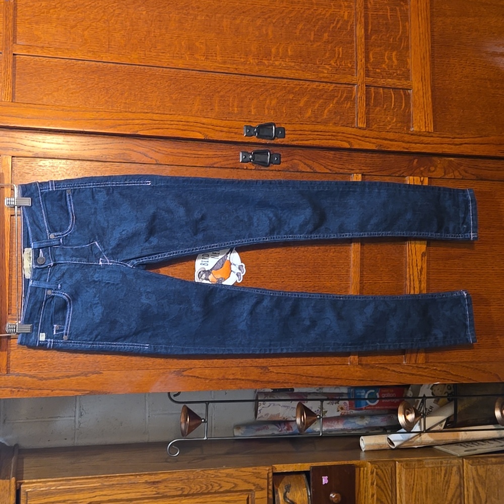 Size 24 Emerson E. Skinny Jeans